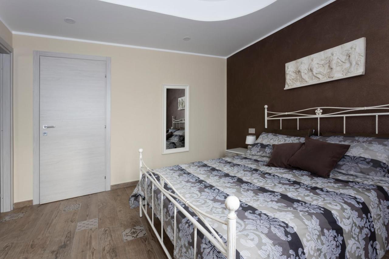 Elga'S Apartment - Your Charming Stay On Lake Orta Pettenasco Esterno foto